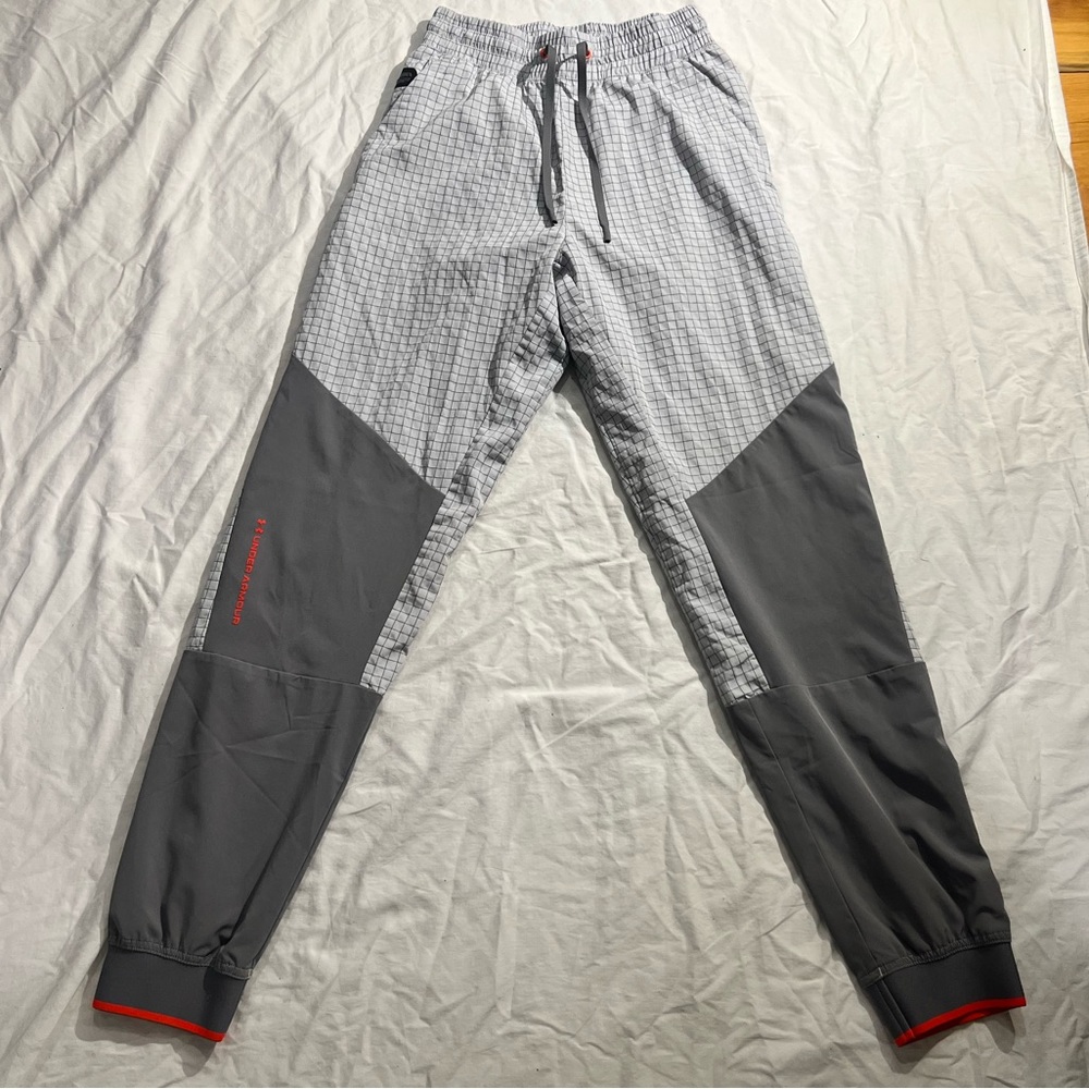 Under Armour parachute style pants.